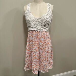 JESSICA SIMPSON Crochet Baby Doll Floral Sundress Size Medium